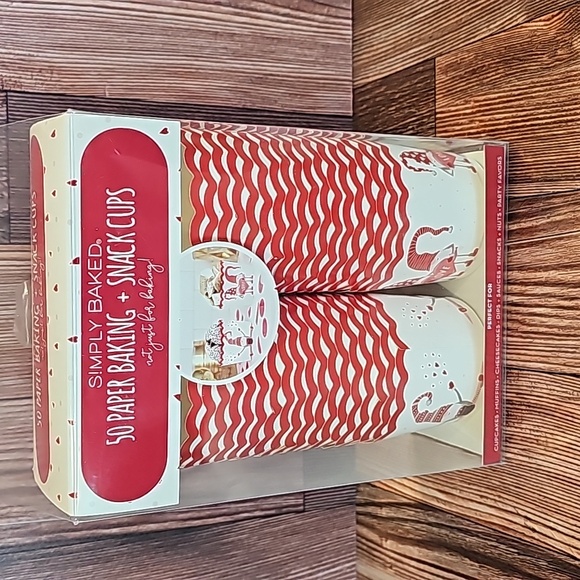 VALENTINE'S BAKING AND SNACK CUPS. - Picture 2 of 5